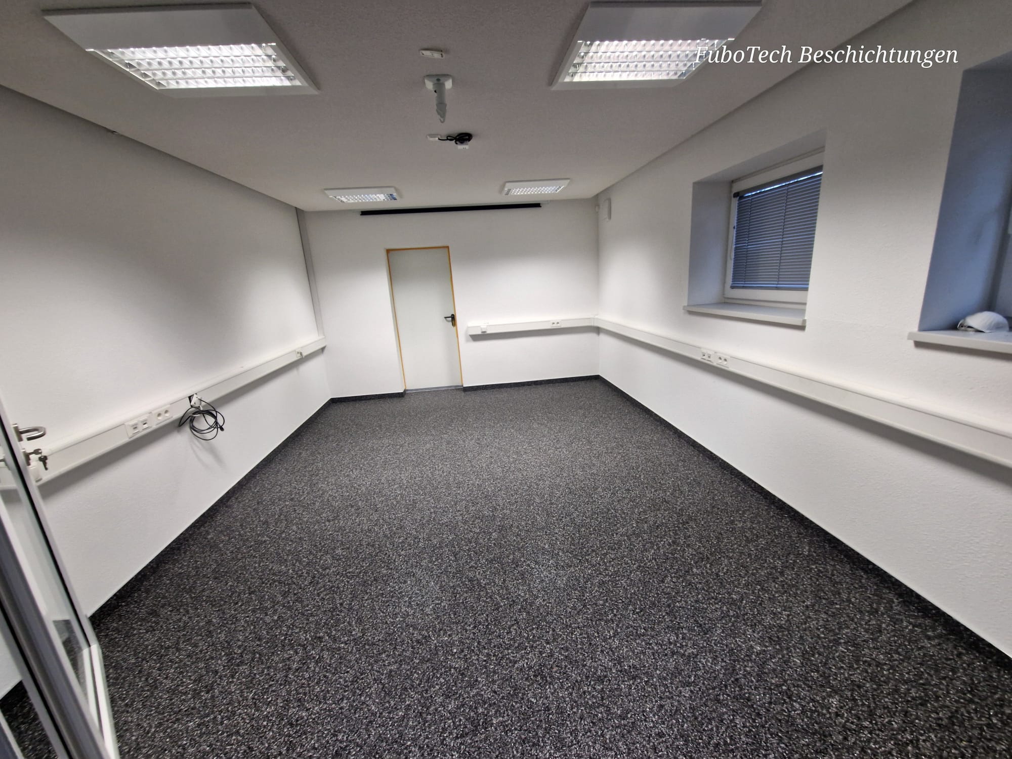 Sanierung Steinteppich Schulungsraum